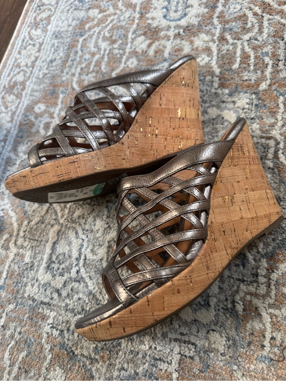 Sofft Metallic Bronze Woven Cork Wedge Sandals size 10 narrow
